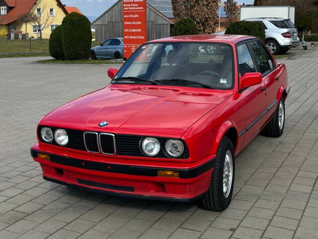 Image 1/6 de BMW 316i (1989)