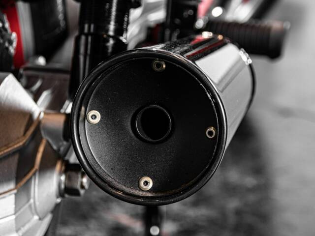 Moto Guzzi V 65 Lario