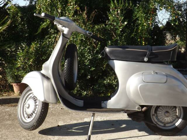 Piaggio Vespa 125 Primavera