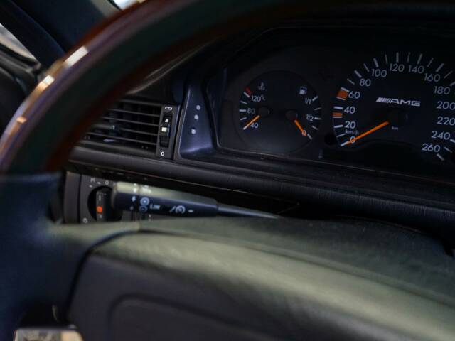 Mercedes-Benz E 320 "Final Edition"