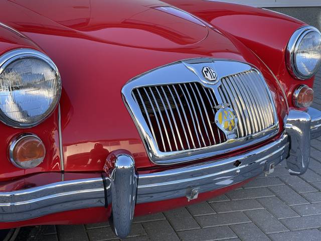 MG MGA 1600