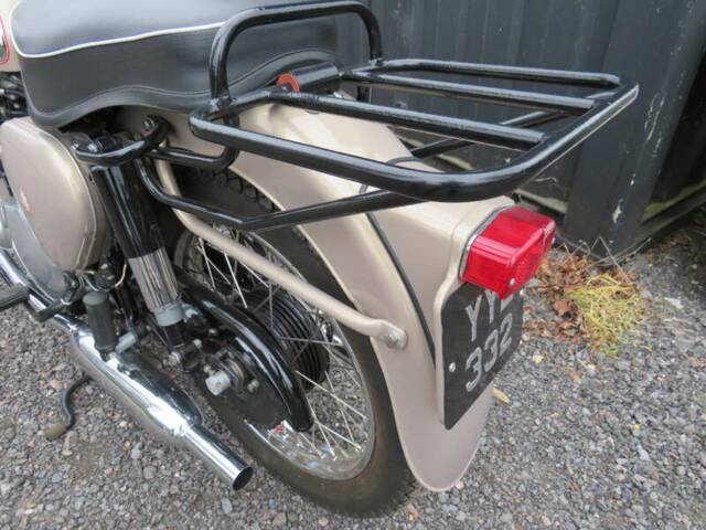 BSA A 10 Golden Flash