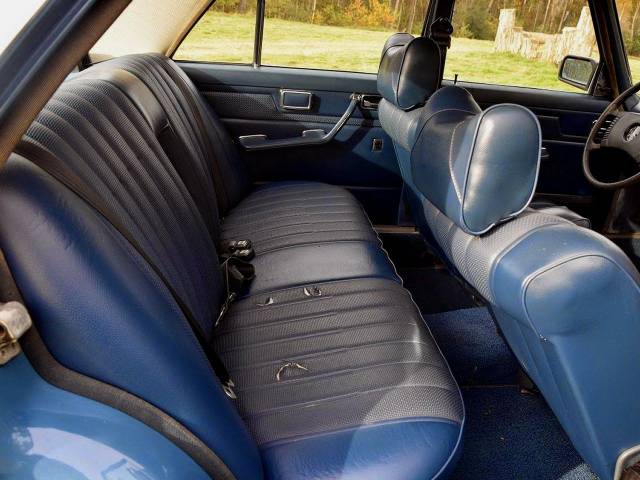 Mercedes-Benz 280