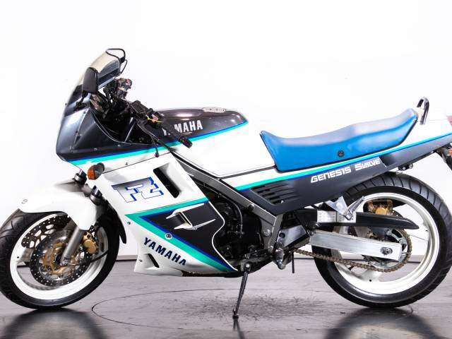 Immagine 1/12 di Yamaha DUMMY (1991)