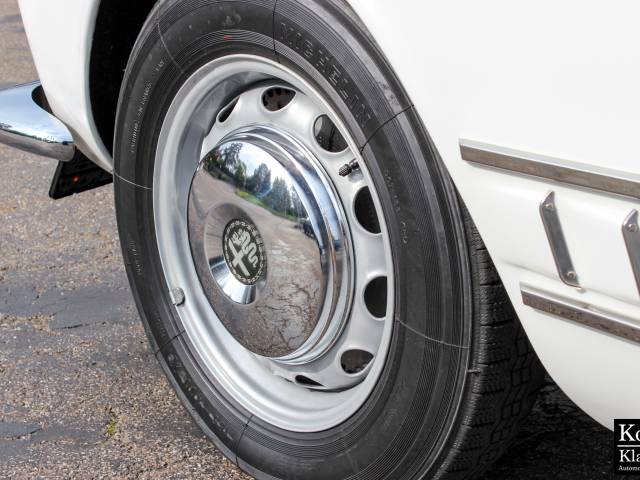 Alfa Romeo 2000 Spider