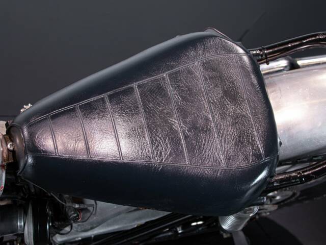 BSA 250 SS Gold Star