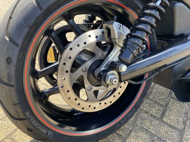 Harley-Davidson VRSCR V-Rod
