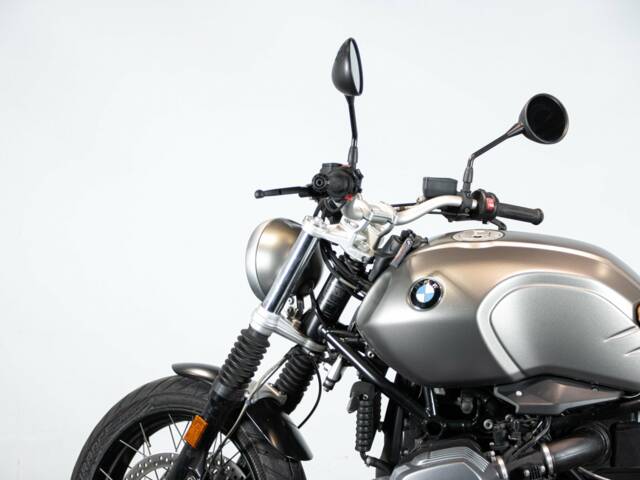 BMW R NineT