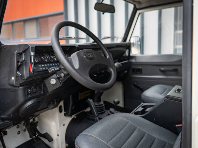 Land Rover Defender 130 Td5 Crew Cab