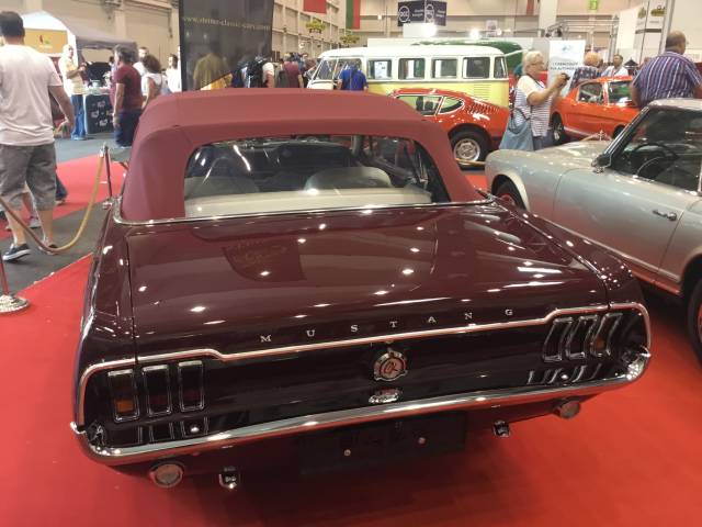 Ford Mustang 289