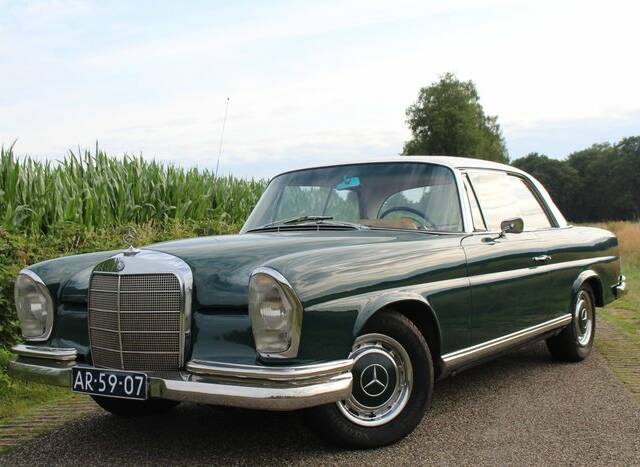 Image 1/7 of Mercedes-Benz 220 SE b (1965)