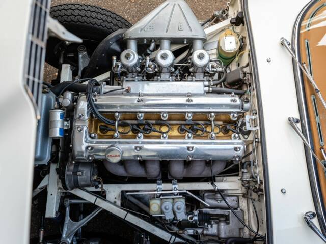 Jaguar E-Type 4.2