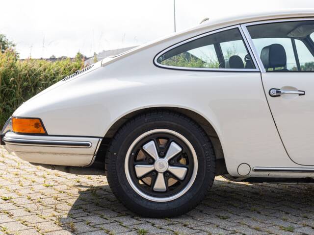 Porsche 911 2.4 T