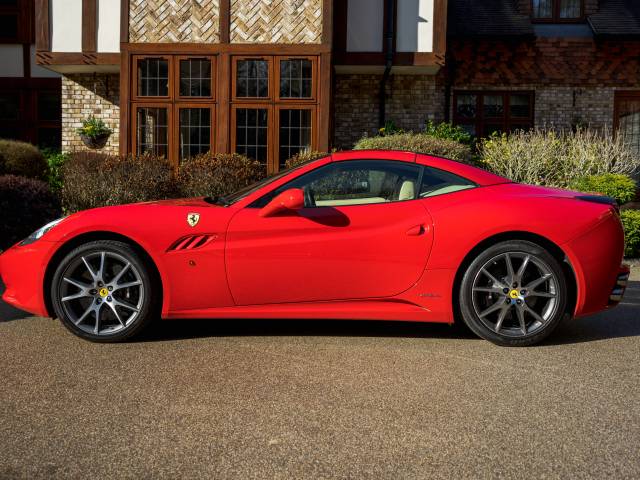 Ferrari California