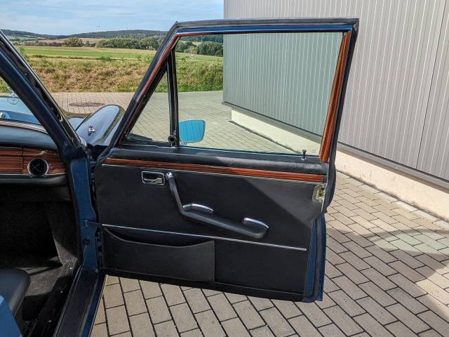 Mercedes-Benz 300 SEL 4.5