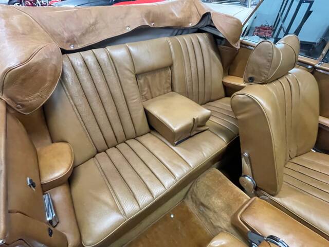 Mercedes-Benz 280 SE