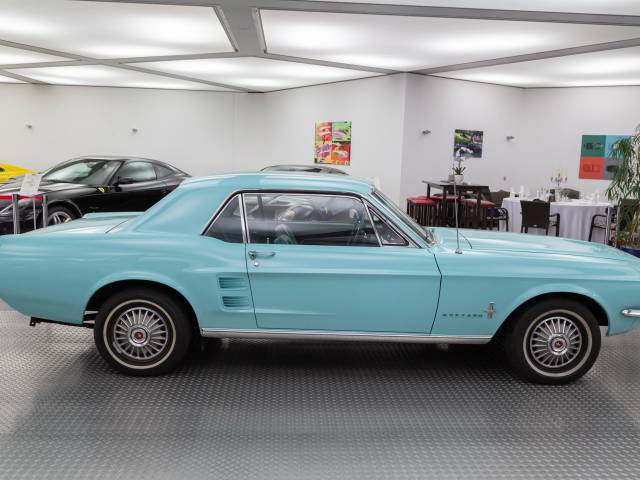 Ford Mustang 289