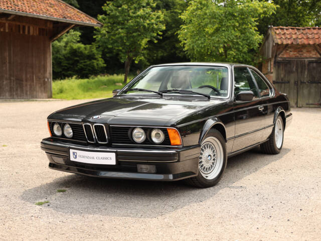 Image 1/99 de BMW M 635 CSi (1988)