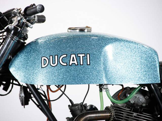 Ducati 750 GT