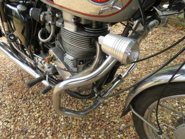 BSA DBD 34 Gold Star