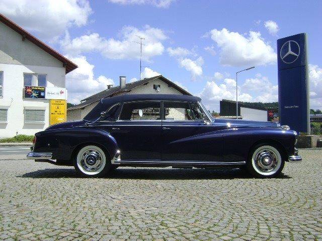 Mercedes-Benz 300 d Cabriolet D
