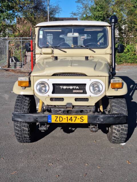 Bild 1/18 von Toyota Landcruiser BJ 43 (1978)