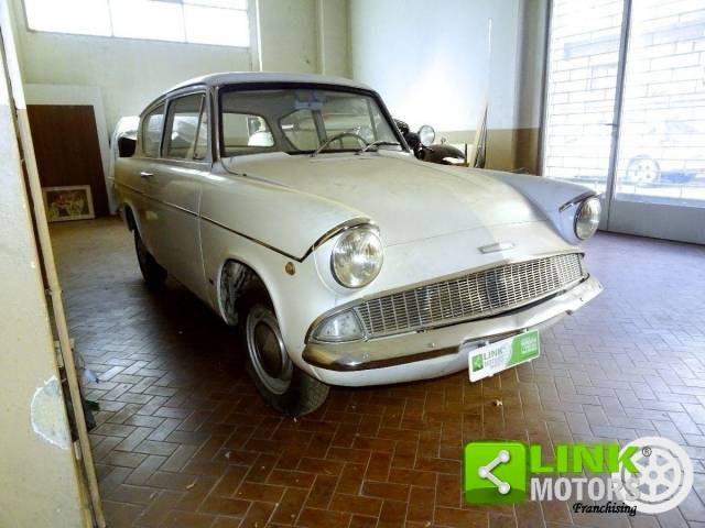 Bild 1/21 von Ford Anglia (1967)