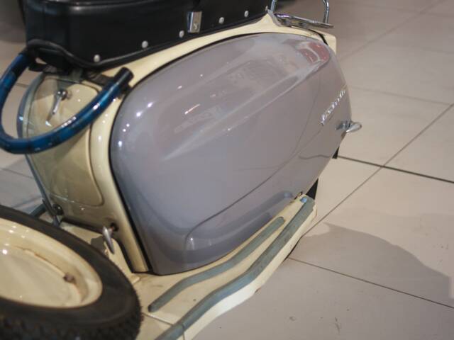 Piaggio Vespa 150