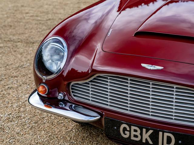 Aston Martin DB 6 Classic Cars For Sale - Classic Trader