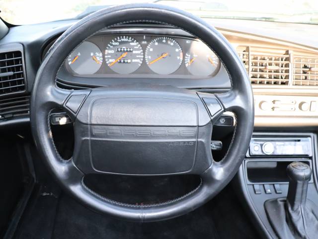 Porsche 944 S2 - Innen