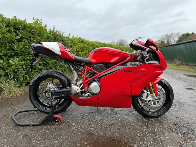 Ducati 999R