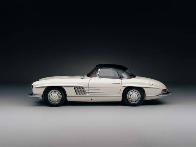 Mercedes-Benz 300 SL Roadster