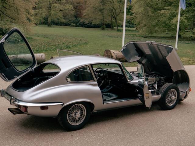 Jaguar E-Type V12 (2+2)