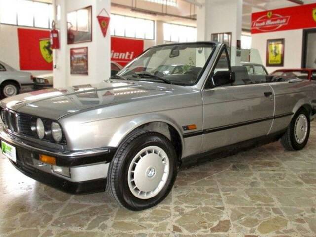 Imagen 1/10 de BMW 325i (1987)