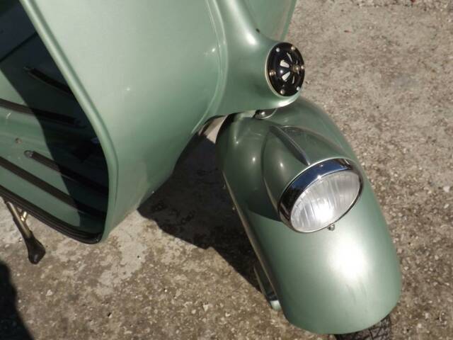 Piaggio Vespa 125