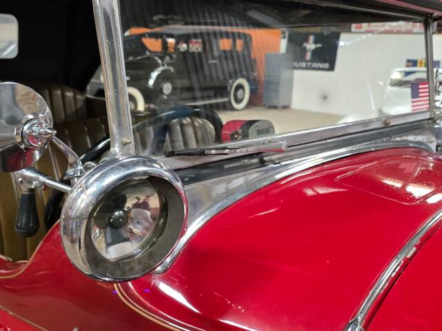 Pierce-Arrow Modell 43