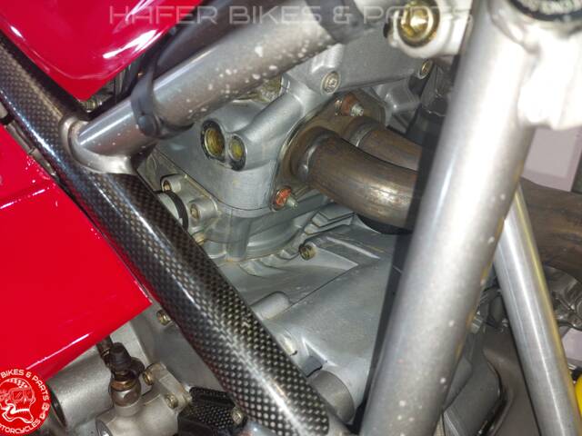 Ducati 748 S
