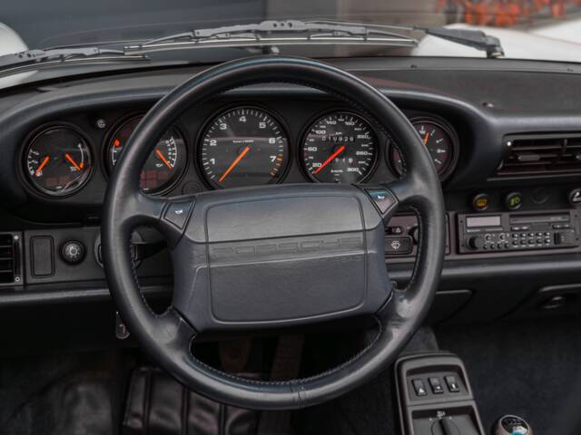 Porsche 911 Carrera 2