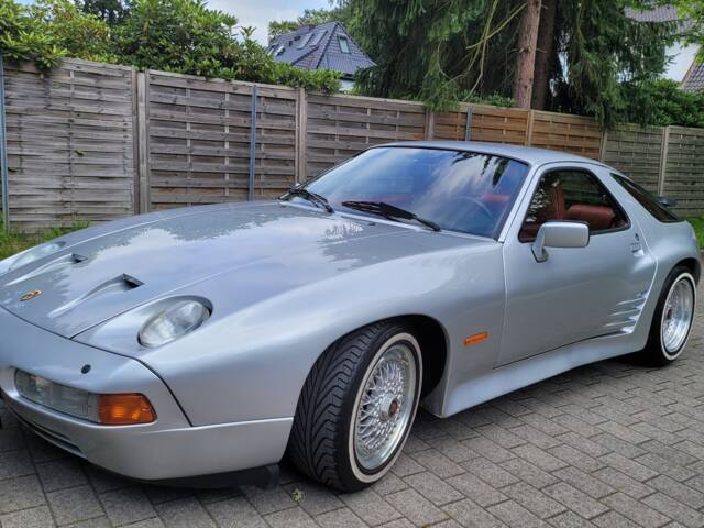 Image 1/8 of Porsche 928 S (1985)