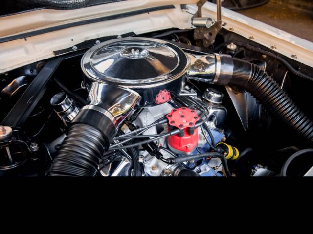Ford Fairlane 500