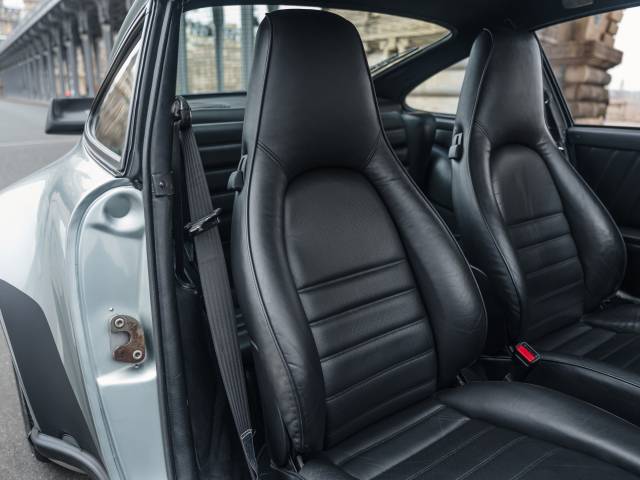 Porsche 911 Turbo 3.3