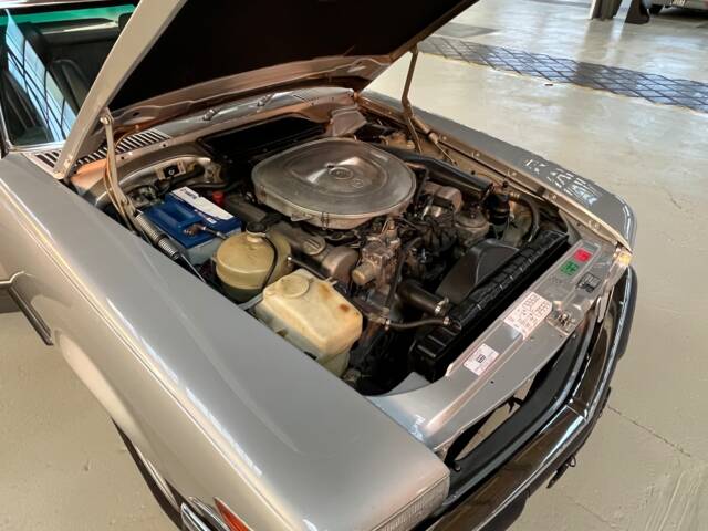 Mercedes-Benz 500 SL