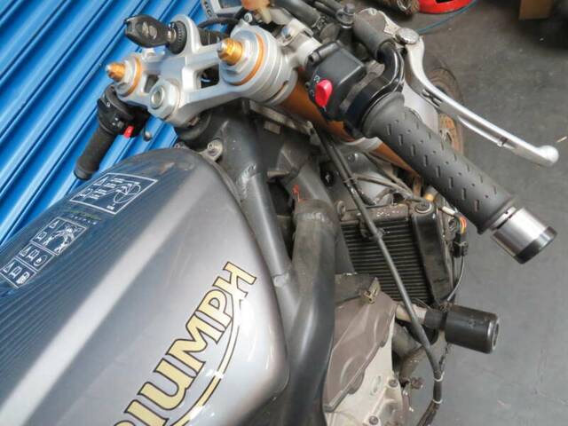 Triumph Daytona 675