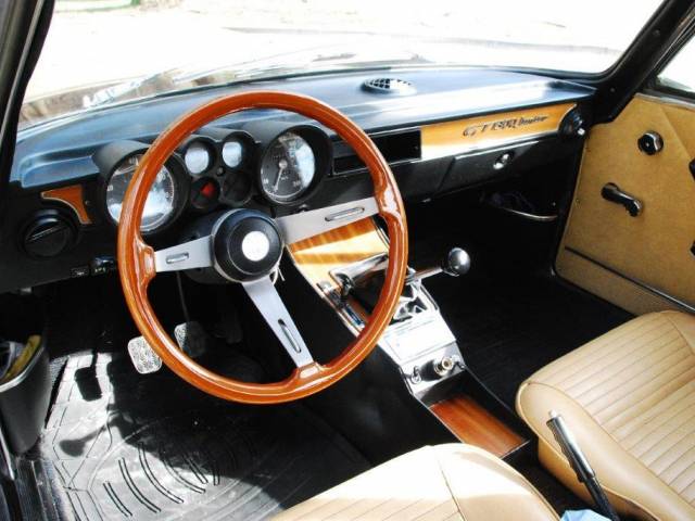Alfa Romeo Giulia Gt 1300 Junior 1974 For Sale Classic