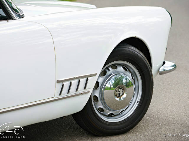 Alfa Romeo 2000 Spider