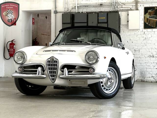 Alfa Romeo Giulia 1600 Spider Veloce