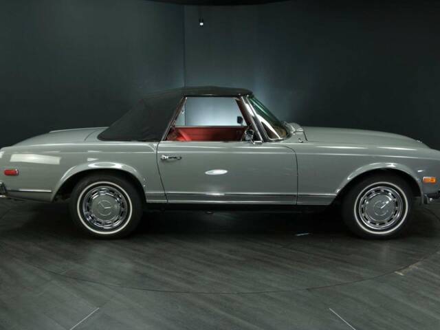 Mercedes-Benz 250 SL
