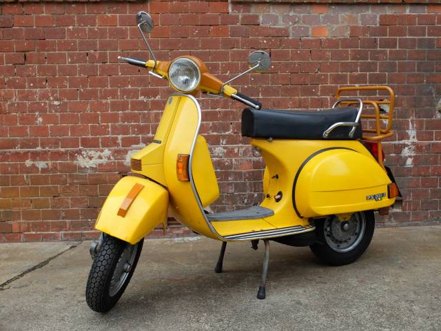 Piaggio Vespa P 200 E