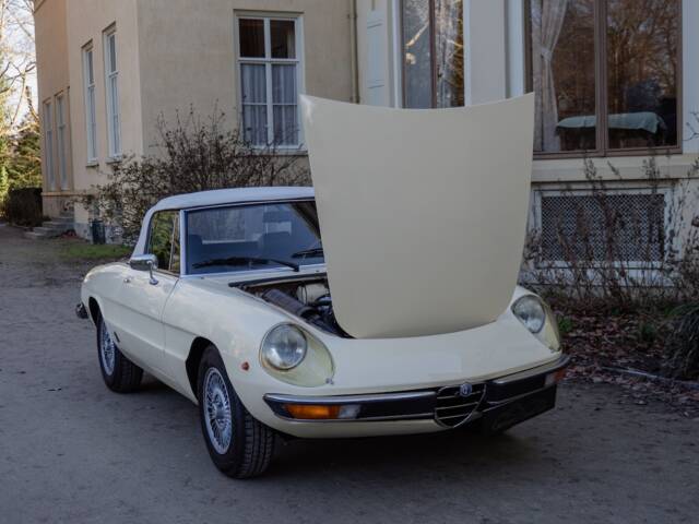 Alfa Romeo 2000 Spider Veloce
