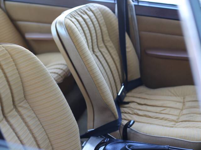Rover 3500